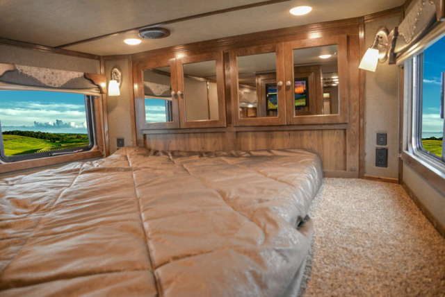 Bed in Gooseneck in SL8X18SCEB Laramie Edition Horse Trailer | SMC Trailers